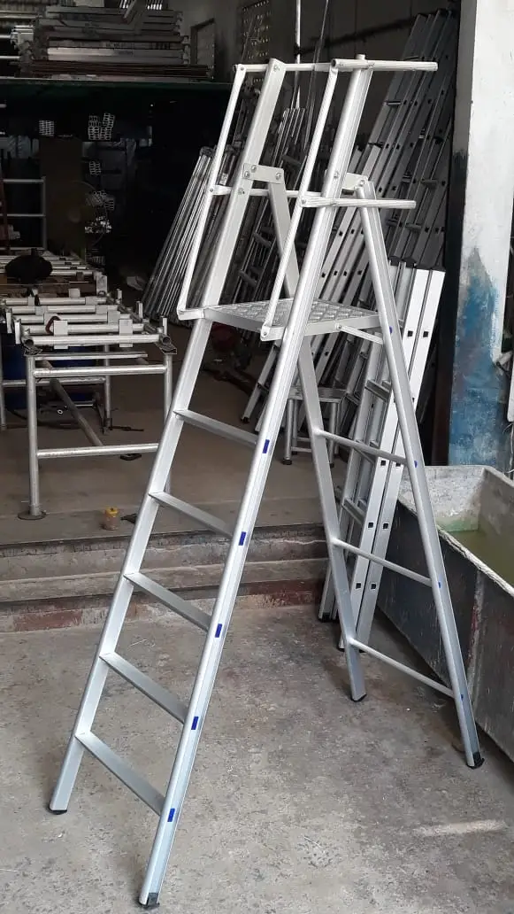 Aluminium ladder rental In Chennai